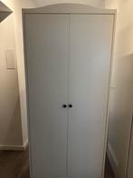 Babykinderkast zo goed als nieuw, Huis en Inrichting, Met hangruimte, Zo goed als nieuw, Witte kast, 150 tot 200 cm