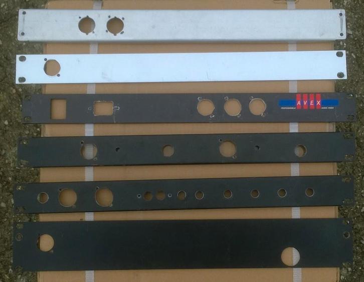 Panelen 19 inch, meerdere soorten, Muziek en Instrumenten, Behuizingen en Koffers, Gebruikt, Overige instrumenten, Ophalen of Verzenden