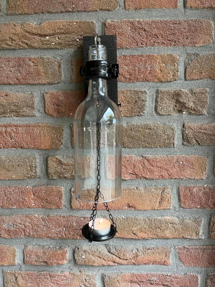 Handgemaakte wandlamp van wijnfles en hout, Huis en Inrichting, Lampen | Wandlampen, Nieuw, Glas, Ophalen of Verzenden