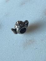 Pandora bedel theepot met goud, Sieraden, Tassen en Uiterlijk, Bedels, Gebruikt, Pandora, Ophalen of Verzenden, 1 bedel