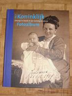 HET KONINKLIJK FOTOALBUM - Oranje in beeld, Ophalen of Verzenden, Zo goed als nieuw, Nederland, Tijdschrift of Boek