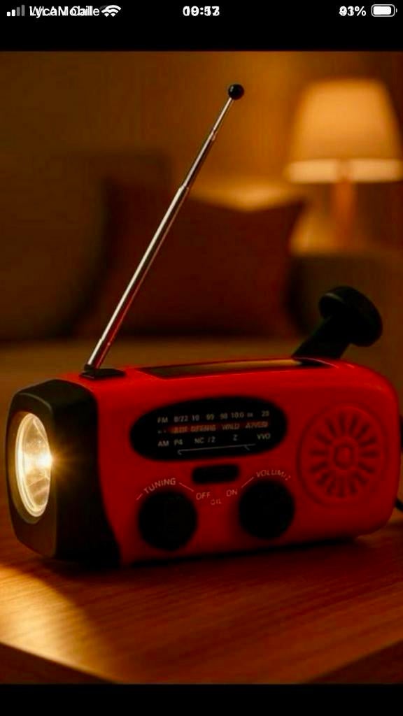 Multifunctionele Solar Noodradio - Nieuw in doos!, Audio, Tv en Foto, Radio's, Verzenden, Nieuw, Wereldontvanger