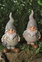 Leuke, vrolijke Kabouter, staande Tuinkabouter, grijs groen, Ophalen of Verzenden, Nieuw, Kunststof, Tuinkabouter