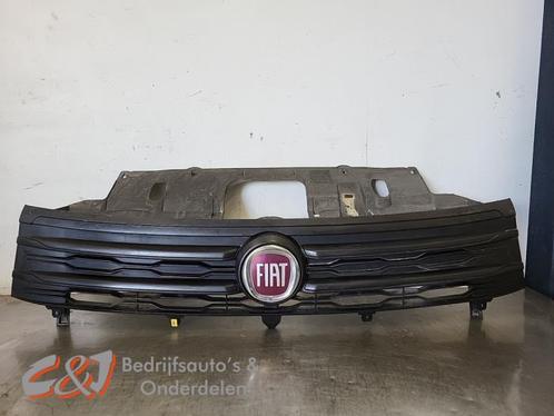 Grille van een Fiat Talento (XXXXXXXX), Auto-onderdelen, Carrosserie en Plaatwerk, Fiat, Gebruikt, 3 maanden garantie, Ophalen of Verzenden