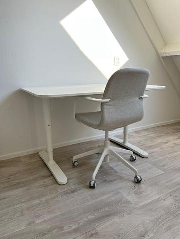 Ikea Bekant bureau wit - in nieuwstaat! beschikbaar voor biedingen