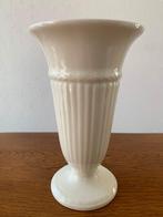 Wedgwood "Edme Plain" Vaas, Huis en Inrichting, Woonaccessoires | Vazen, Overige kleuren, Ophalen of Verzenden, Minder dan 50 cm