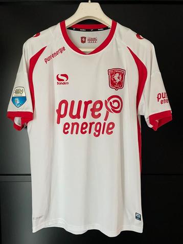 Matchworn FC Twente shirt van Peet Bijen uit seizoen ‘16/‘17 beschikbaar voor biedingen