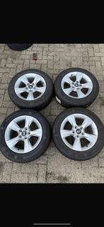 Hyundai i40 lm velgen met zomerbanden.16 inch, Ophalen of Verzenden, Zo goed als nieuw