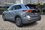 Volkswagen Tiguan 1.5 eTSI Life Edition | ACC | Camera | Win, Zwart, 4 cilinders, Adaptive Cruise Control, Leder en Stof