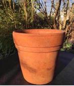 Oud Hollandse terracotta bloempot uniek handwerk 22,5cm, Rond, Zo goed als nieuw, Minder dan 40 cm, Terracotta