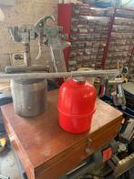 2 verfspuitem, Doe-het-zelf en Verbouw, Gereedschap | Handgereedschap, Ophalen of Verzenden, Gebruikt