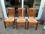 Eetkamerstoelen van massief eikenhout, Ophalen, Zo goed als nieuw, Hout, Drie