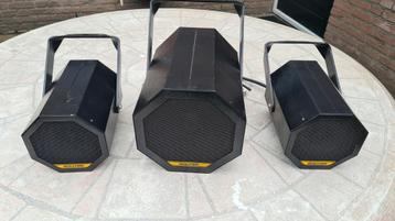 Bouyer luidsprekers indoor / outdoor beschikbaar voor biedingen