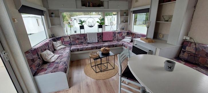 Vakantie in Drenthe? Onze ruime stacaravan is weer te huur!, Caravans en Kamperen, Verhuur