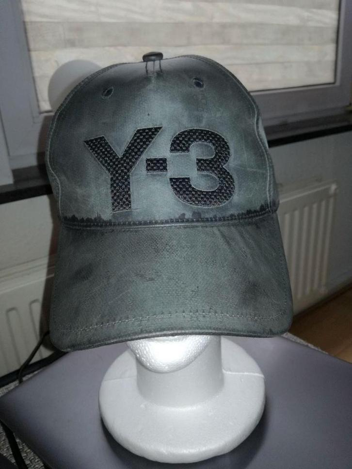 Y-3 YOHJI YAMAMOTO PET OSFA COLOUR CHANGING, Kleding | Heren, Hoeden en Petten, Ophalen of Verzenden