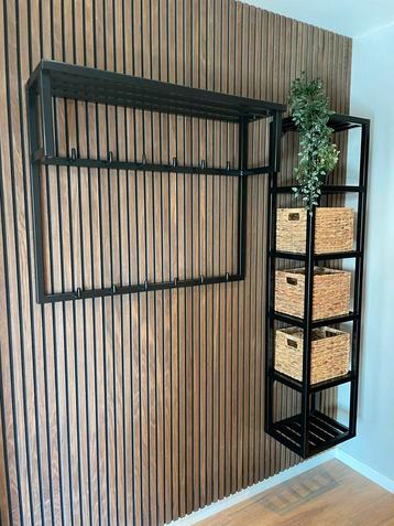 Maatwerk meubels kapstokken wandrekken Hout Staal interieur beschikbaar voor biedingen