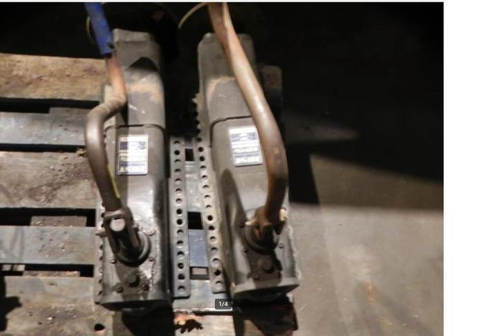 Oplegger /trailer poten met zwengel JOST, Auto-onderdelen, Vrachtwagen-onderdelen, Overige merken, Ophanging en Onderstel, Gebruikt