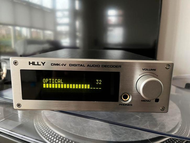 Hlly DAC DMK-IV koptelefoonversterker/voorversterker, Audio, Tv en Foto, Converters, Zo goed als nieuw, Ophalen of Verzenden