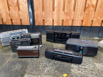 7 x retro/oude Radios. Philips, Siemens, Sharp. beschikbaar voor biedingen