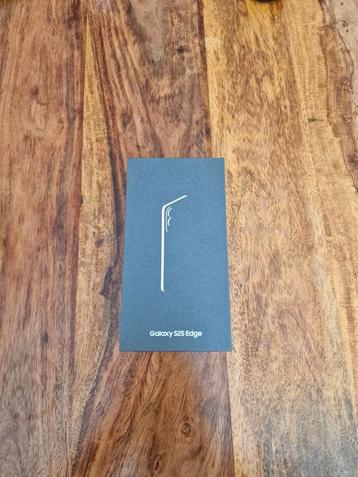 Samsung S25 Edge 512GB - Sealed beschikbaar voor biedingen