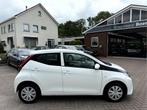 Toyota Aygo 1.0 VVT-i x-fun Airco, Bluetooth, DAB (bj 2021), Voorwielaandrijving, Stof, Gebruikt, 4 stoelen