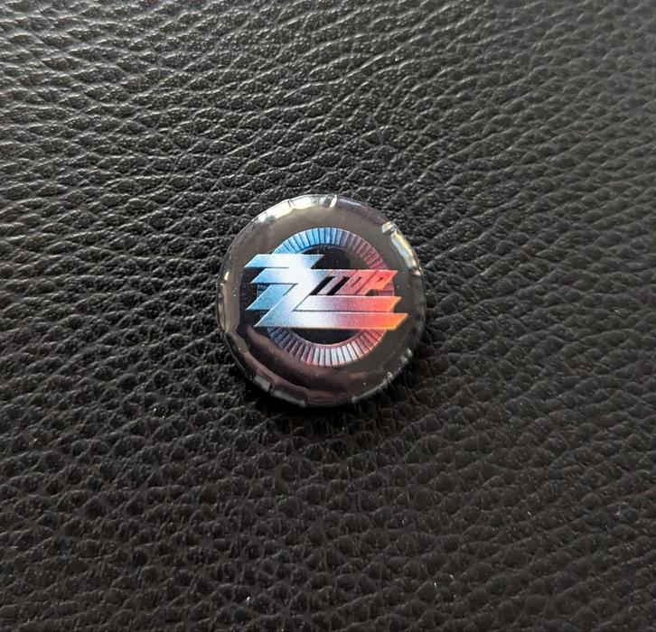 ZZ Top Button / Pin - Muziek Accessoire, Verzamelen, Speldjes, Pins en Buttons, Nieuw, Ophalen of Verzenden