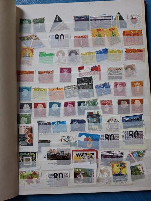 Postzegelverzameling jaren 80 & 90, Postzegels en Munten, Postzegels | Volle albums en Verzamelingen, Nederland en Buitenland