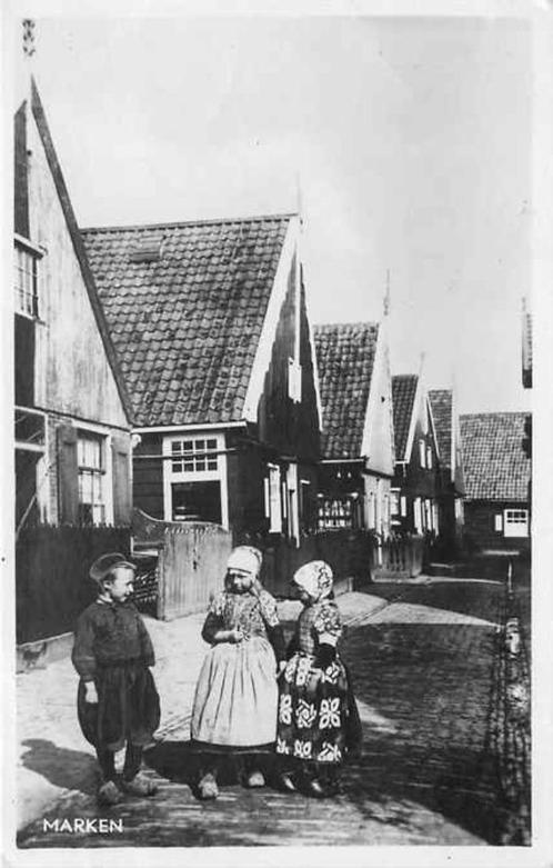 (301-126-025) Marken, Verzamelen, Ansichtkaarten | Nederland, Noord-Holland, Verzenden