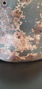 Duitse helm 2 kleurige camouflage bruin en wit, Verzamelen, Militaria | Tweede Wereldoorlog, Ophalen of Verzenden, Landmacht, Duitsland