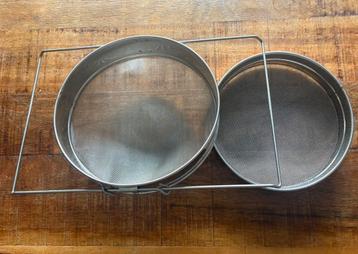 RVS dubbele honingzeef met houder - ca 23cm beschikbaar voor biedingen