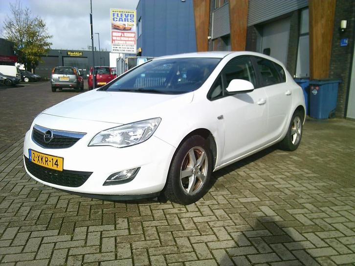 Opel Astra 1.4 Selection 2011 Airco Cruise 5-drs, Auto's, Opel, Bedrijf, Te koop, Astra, ABS, Airbags, Airconditioning, Centrale vergrendeling
