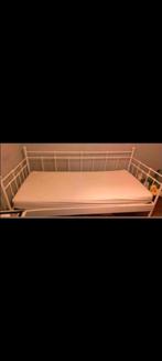 Bed, Huis en Inrichting, Slaapkamer | Bedden, 100 cm, 210 cm, Eenpersoons, Metaal