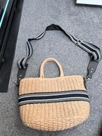 Leuk tasje!, Sieraden, Tassen en Uiterlijk, Tassen | Damestassen, Ophalen of Verzenden, Zo goed als nieuw, Zwart, Schoudertasje