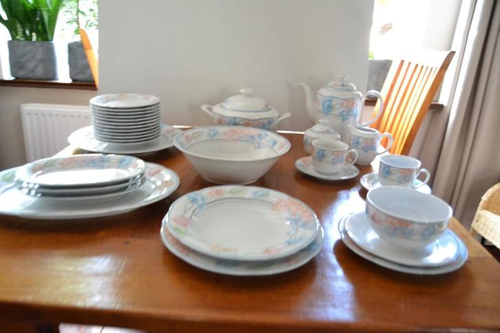 54 delig servies van Mitterteich - Bavaria exclusief, Huis en Inrichting, Keuken | Servies, Zo goed als nieuw, Compleet servies
