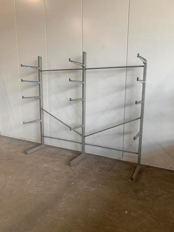 Draagarmstelling overtoom / magazijnstelling / stelling beschikbaar voor biedingen
