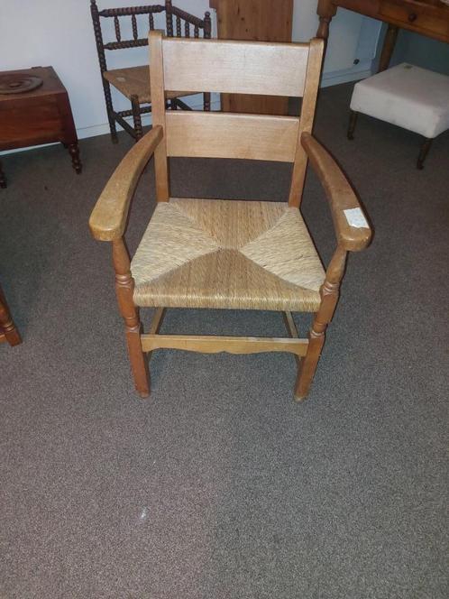 prachtige degelijke houten stoel met rieten zitting (500424), Antiek en Kunst, Antiek | Meubels | Stoelen en Banken, Ophalen