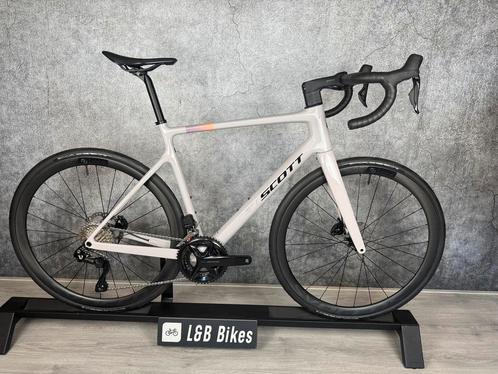 Scott Addict 30 2025 Shimano 105 Di2 12 Speed Carbon wielen, Fietsen en Brommers, Fietsen | Racefietsen, Nieuw, Heren, Overige merken