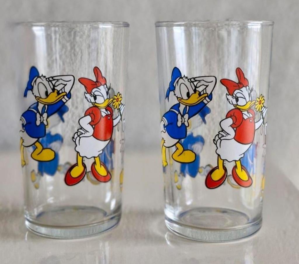 Twee Glazen met Disney figuren, Verzamelen, Glas en Borrelglaasjes, Ophalen of Verzenden, Zo goed als nieuw, Bierglas