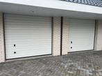 Twee (2) Sectionaal garagedeuren, overheaddeuren 250B x 230H, Ophalen, Gebruikt, Garagedeur, Metaal