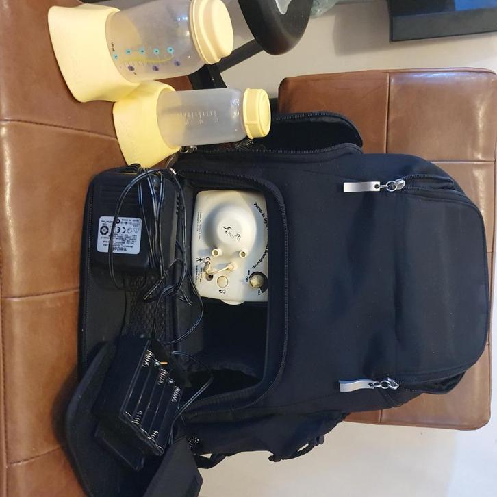 Medela 2 zijdige borst kolfapparaat en veel toebehoren, Kinderen en Baby's, Babyvoeding en Toebehoren, Gebruikt, Borstkolf, Ophalen of Verzenden