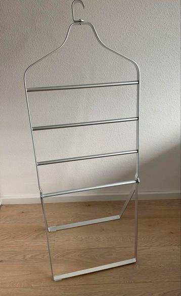 Inklapbare Aluminium Dressboy beschikbaar voor biedingen