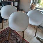3 Witte Kuipstoelen met Houtlook Frame, Antiek en Kunst, Ophalen