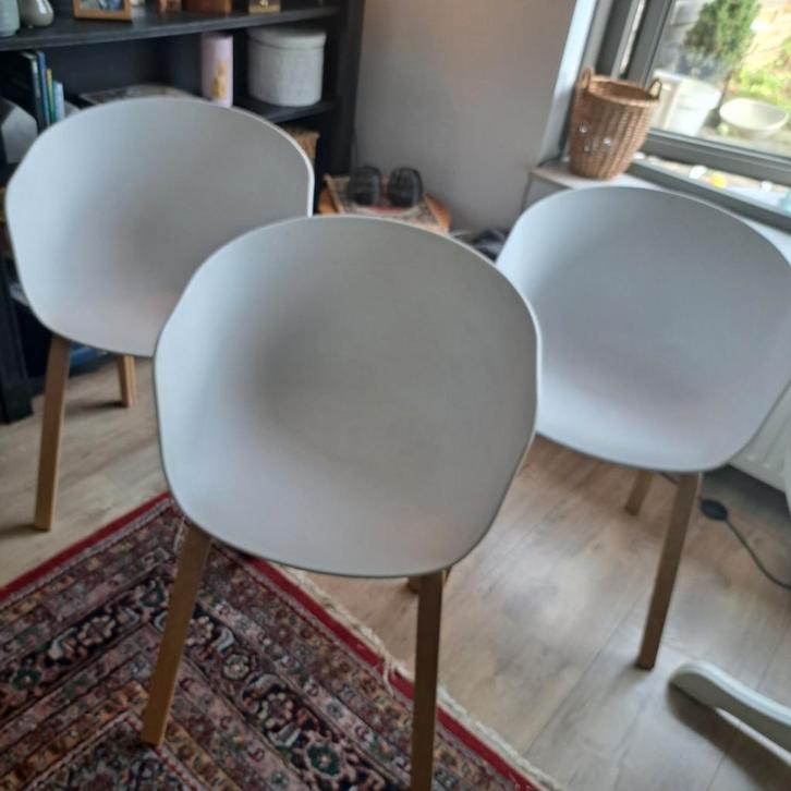 3 Witte Kuipstoelen met Houtlook Frame, Antiek en Kunst, Antiek | Meubels | Stoelen en Banken, Ophalen