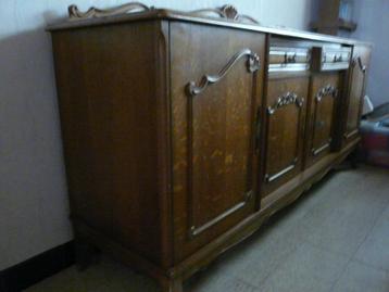 GRATIS: op te knappen vintage buffetkast in vol hout. beschikbaar voor biedingen