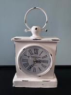 Antieke Witte Tafelklok, Huis en Inrichting, Woonaccessoires | Klokken, Ophalen, Gebruikt, Analoog, Wekker of Tafelklok