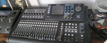 Multi track recorder Tascam Portable studio beschikbaar voor biedingen