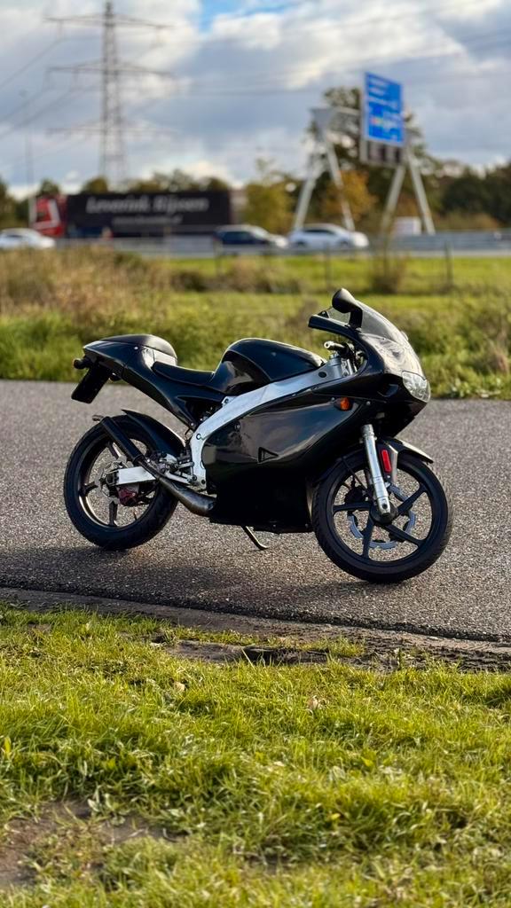 Aprilia rs50, Fietsen en Brommers, Scooters | Aprilia, Gebruikt, Overige modellen, Maximaal 45 km/u, Tweetakt, Ophalen