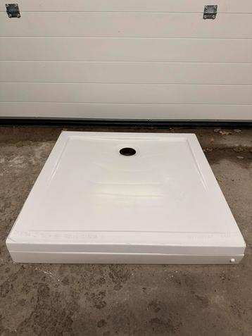 Douchebak Acryl met plint 80 x 80 nieuw beschikbaar voor biedingen
