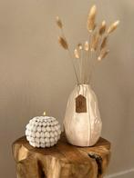 Beige vaasje, Overige kleuren, Aardewerk of Porselein, Nieuw, Ophalen of Verzenden