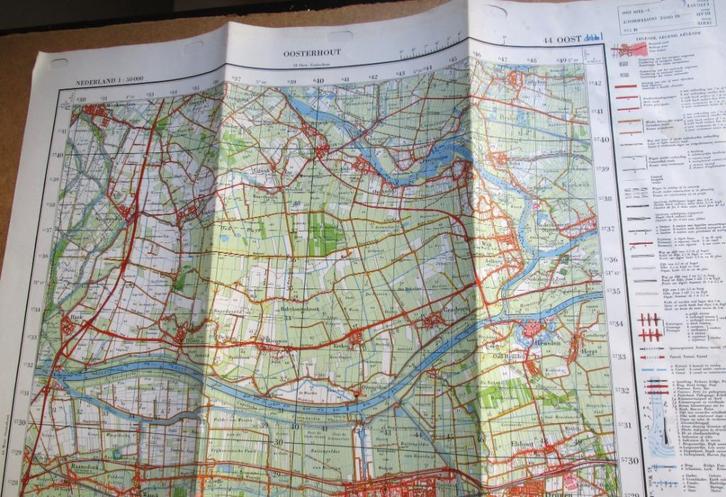Stafkaart 1969~Kaart Oosterhout~nr 44 oost Nederland~Kaart, Boeken, Atlassen en Landkaarten, Zo goed als nieuw, Landkaart, Nederland